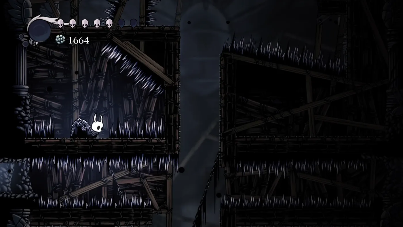 Любопытно что за этим тоннелем из шипов?